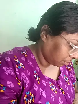 zara-mallus online show from September 15, 7:43 pm