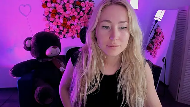 AstraMonroe online show from April 18, 6:05 am