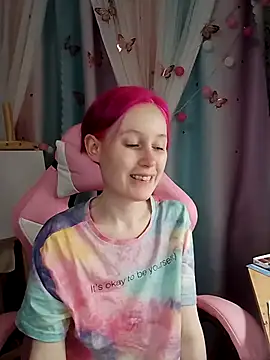 Fuzzy Unicorn online show from October 4, 6:23 pm