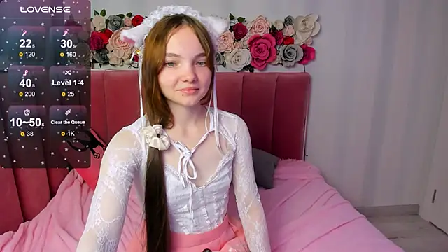 Snapshot of AnimeAlica18 chatting on September 28, 3:02 am AnimeAlica18 online show from September 28, 3:02 am