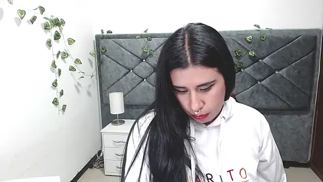 Julieta curvy69 online show from January 5, 5:27 pm