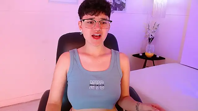 jeroharper online show from October 3, 3:17 pm