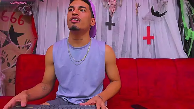 Brownie Lovers online show from October 19, 8:55 pm