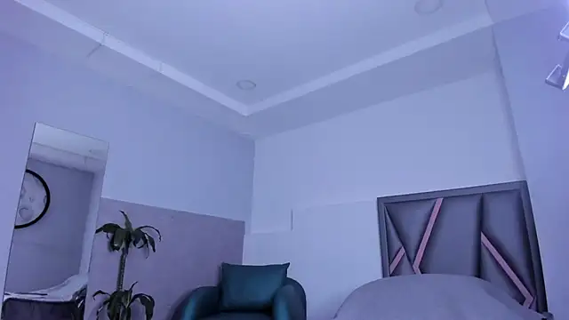 Snapshot of klariz09 chatting on September 22, 7:45 pm klariz09 online show from September 22, 7:45 pm