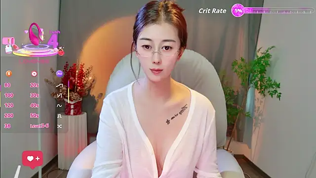 Snapshot of WenWen-71 chatting on October 12, 7:11 am WenWen-71 online show from October 12, 7:11 am