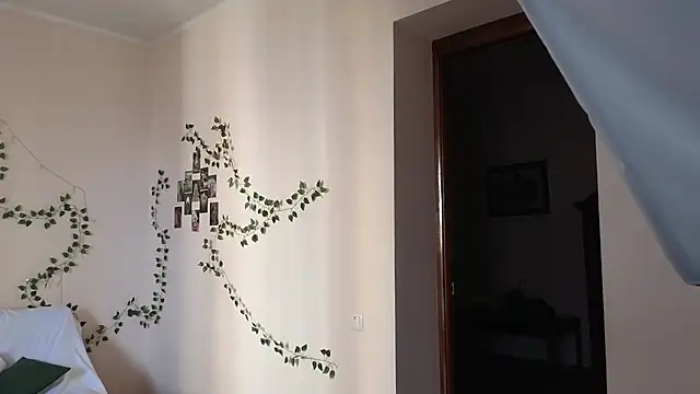 Snapshot of Lia_Tito chatting on September 15, 12:24 pm Lia Tito online show from September 15, 12:24 pm