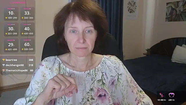 Snapshot of Lia_Tito chatting on October 9, 5:55 am Lia Tito online show from October 9, 5:55 am