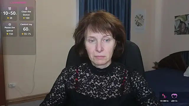 Snapshot of Lia_Tito chatting on October 4, 5:35 am Lia Tito online show from October 4, 5:35 am