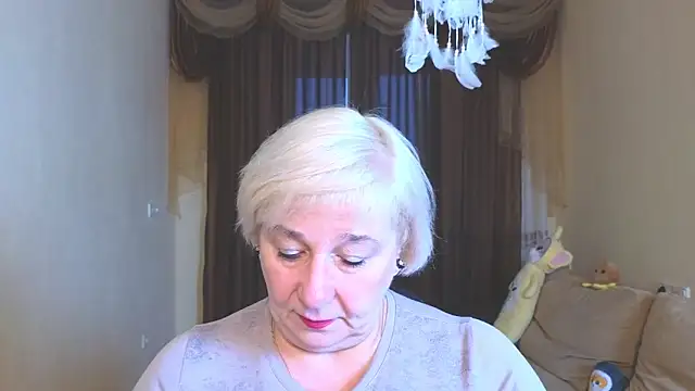 Milana Milky online show from December 18, 5:12 am