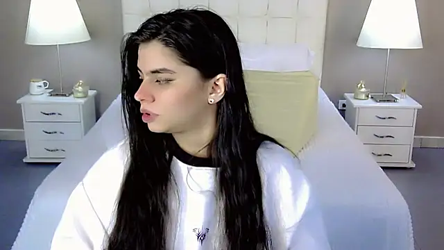 Snapshot of maddissonivanova chatting on September 30, 4:51 am maddissonivanova online show from September 30, 4:51 am