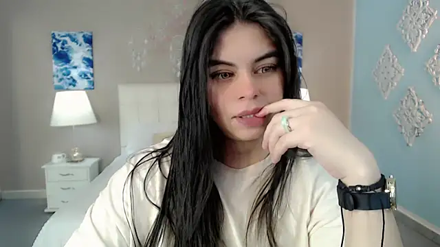 Snapshot of maddissonivanova chatting on October 30, 7:26 pm maddissonivanova online show from October 30, 7:26 pm