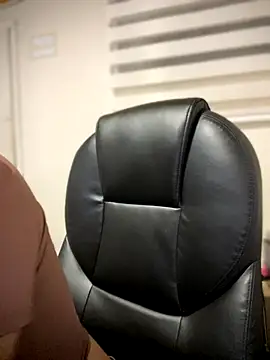 Snapshot of Karen18_boobs chatting on September 25, 3:05 am Karen18 boobs online show from September 25, 3:05 am