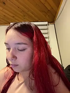 Snapshot of Karen18_boobs chatting on September 30, 1:33 am Karen18 boobs online show from September 30, 1:33 am