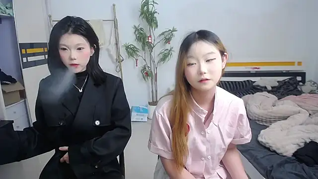 Snapshot of Babygirls523 chatting on September 26, 5:10 pm Babygirls523 online show from September 26, 5:10 pm