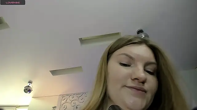 Snapshot of AshleyJoness chatting on September 28, 5:25 am AshleyJoness online show from September 28, 5:25 am