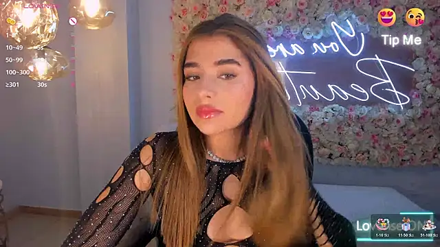 Snapshot of IbizaJacobs chatting on October 23, 1:06 pm IbizaJacobs online show from October 23, 1:06 pm