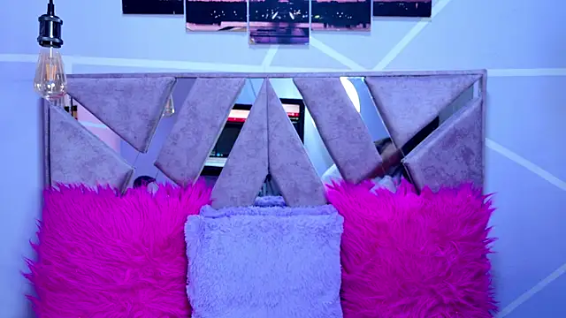 megha noa online show from October 24, 7:54 pm