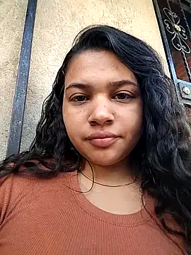 Snapshot of Eimy-04 chatting on October 19, 9:17 pm Eimy-04 online show from October 19, 9:17 pm