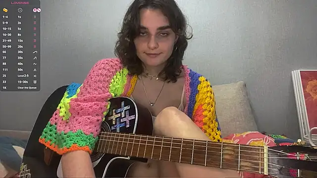 AlodieCarvell online show from September 11, 1:33 pm