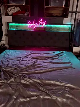 Shy Ivy online show from October 19, 8:11 pm