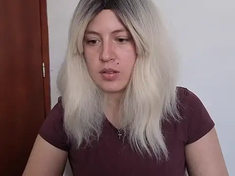 francescaasmith online show from April 22, 6:27 pm