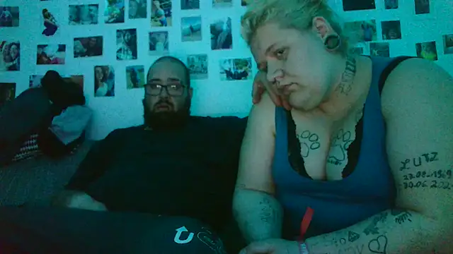 mrandmrsdarkside online show from March 12, 7:38 pm