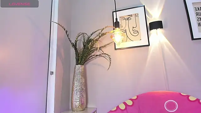 Snapshot of dulce_fiore07 chatting on October 23, 7:53 pm dulce fiore07 online show from October 23, 7:53 pm