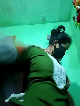 Snapshot of PIHU999 chatting on October 30, 1:08 am PIHU999 online show from October 30, 1:08 am