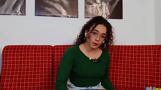 Taylor Tina online show from February 1, 7:23 pm