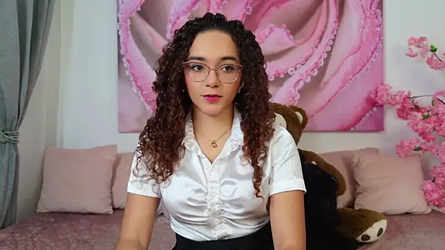 Taylor Tina online show from November 28, 8:39 am