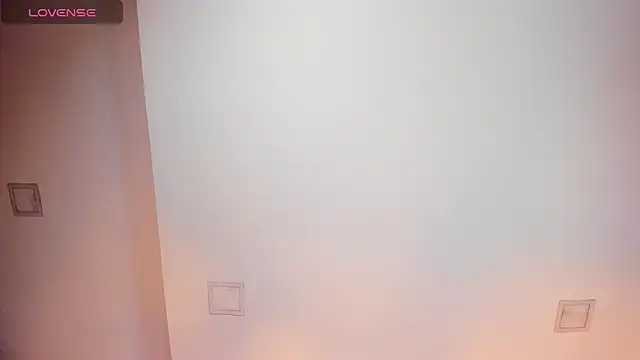 Snapshot of Aisha_poweer chatting on September 24, 4:11 am Aisha poweer online show from September 24, 4:11 am