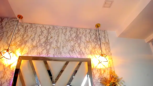 Snapshot of Aisha_poweer chatting on October 20, 2:03 am Aisha poweer online show from October 20, 2:03 am