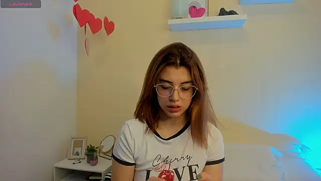 Katty  Rousse online show from October 1, 5:18 pm