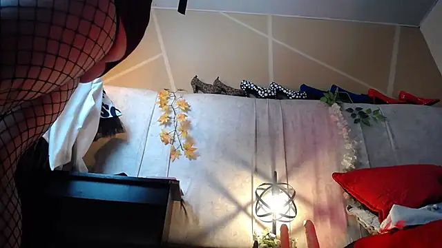 Snapshot of brendaliive chatting on October 23, 8:04 pm brendaliive online show from October 23, 8:04 pm