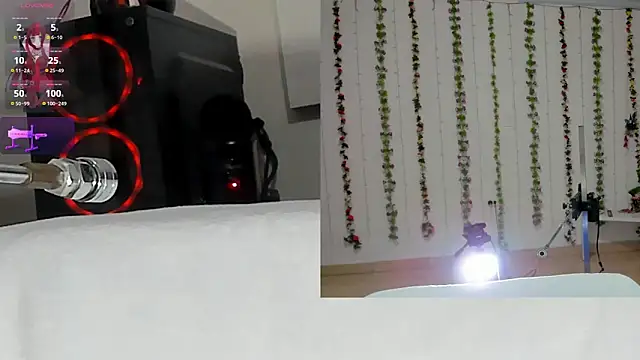 Snapshot of Kitty__Rose__ chatting on October 13, 10:18 am Kitty Rose online show from October 13, 10:18 am