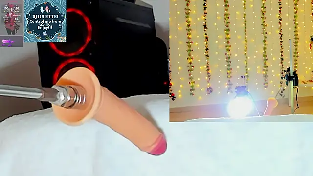 Snapshot of Kitty__Rose__ chatting on October 19, 11:01 am Kitty Rose online show from October 19, 11:01 am