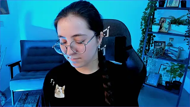 VirtuallVoyant online show from October 2, 7:13 am