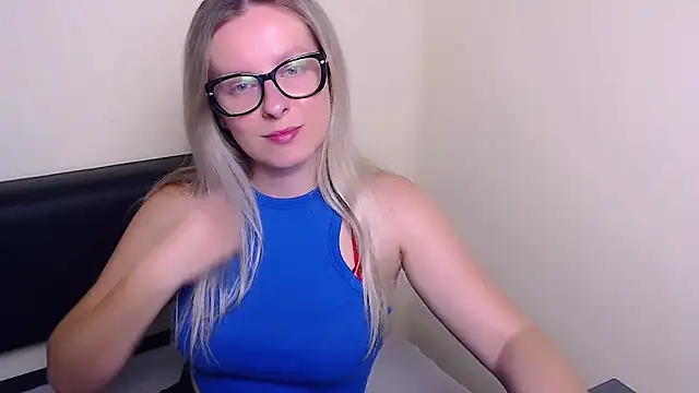 VanillaRose  online show from September 11, 6:36 am