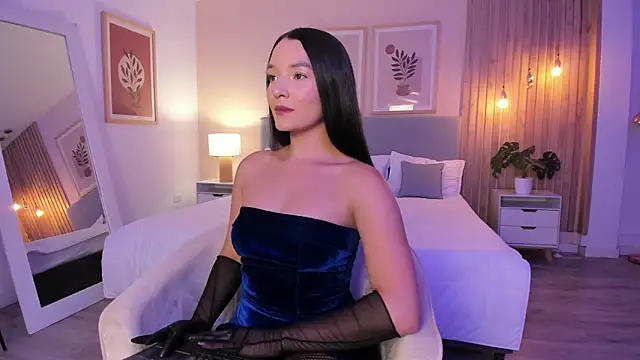 AuroraEvanss online show from November 8, 9:20 pm