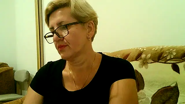Snapshot of Dana4921 chatting on September 16, 5:43 pm Dana4921 online show from September 16, 5:43 pm