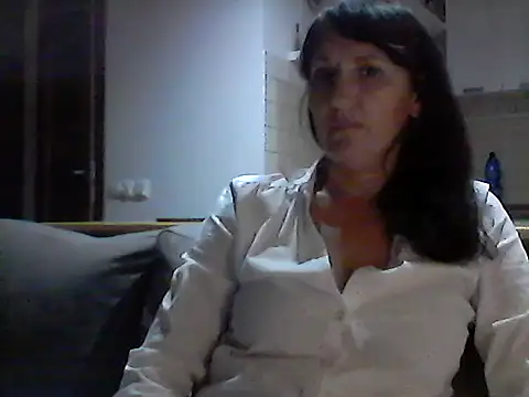Elena48324 online show from September 16, 6:05 pm