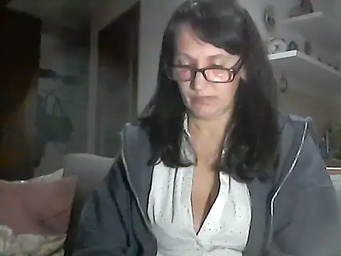 Elena48324 online show from March 14, 7:37 pm