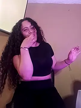 Snapshot of Yaya_watson chatting on September 24, 7:02 pm Yaya watson online show from September 24, 7:02 pm