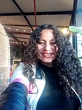 Snapshot of Yaya_watson chatting on October 21, 10:14 pm Yaya watson online show from October 21, 10:14 pm