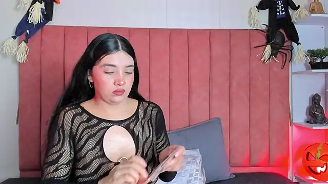 ashley Olsen online show from October 23, 3:12 am