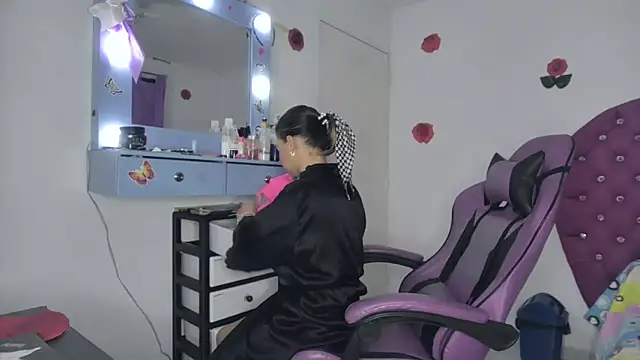 soffy rosses online show from March 22, 1:55 am