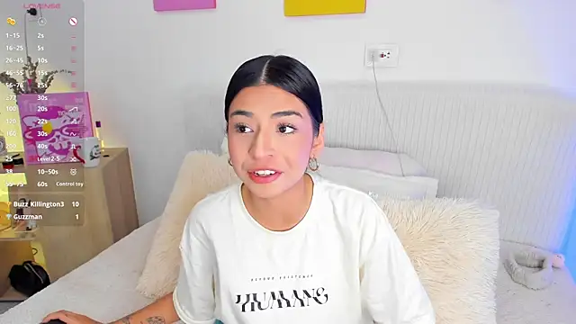 Snapshot of AprilAddams_ chatting on October 10, 9:09 pm AprilAddams online show from October 10, 9:09 pm