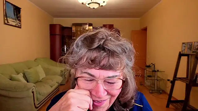 Betty Brick online show from January 8, 3:16 pm