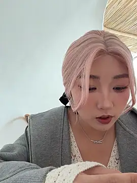 winter11 online show from March 22, 1:33 am