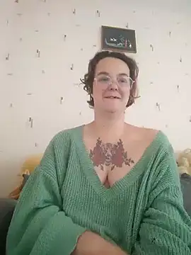 Snapshot of DadoTigresse chatting on September 24, 7:18 am DadoTigresse online show from September 24, 7:18 am